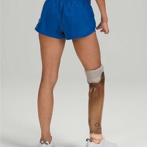 Lululemon Hotty Hot Low Rise Short 2.5"
Symphony Blue